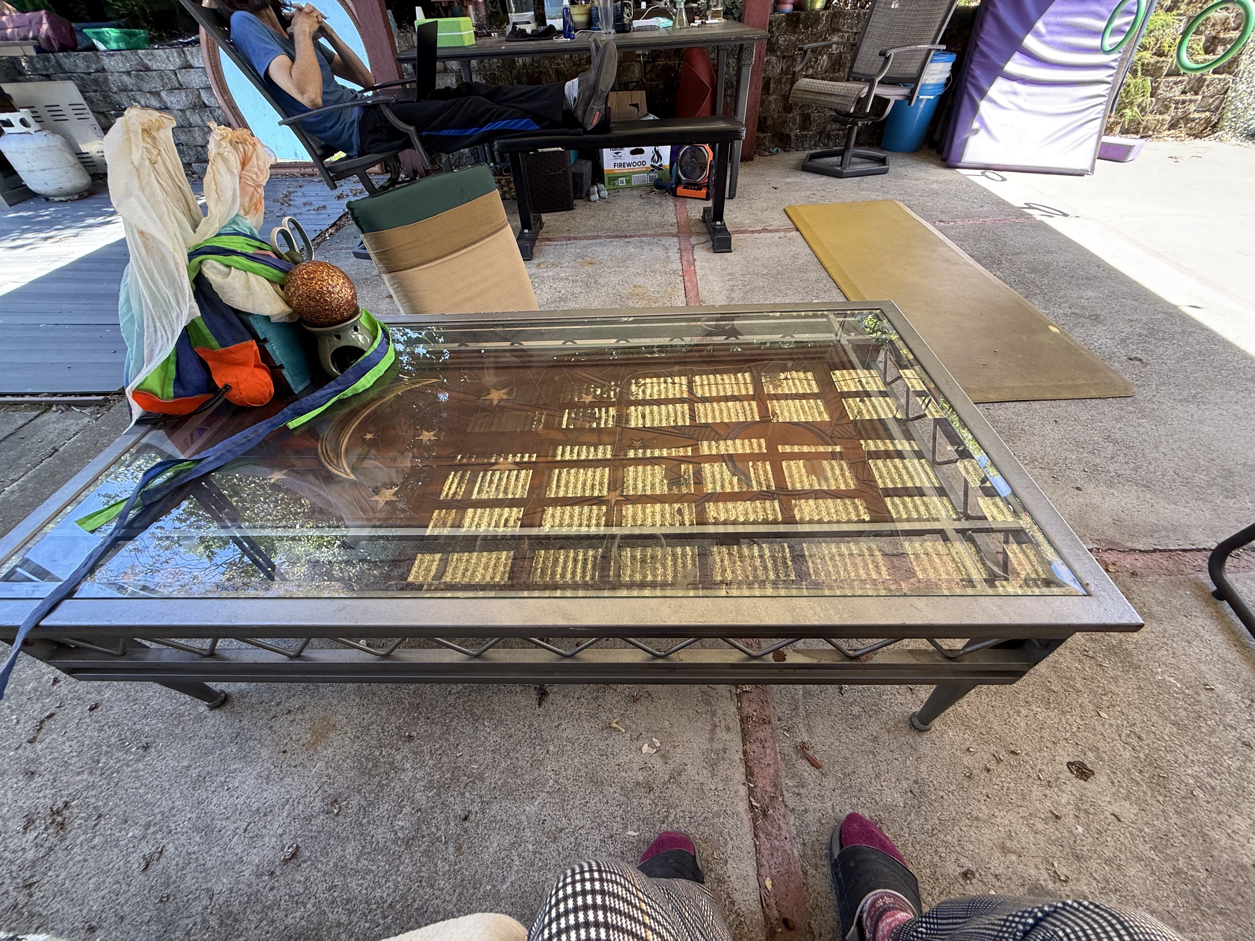 sun and stars coffee table